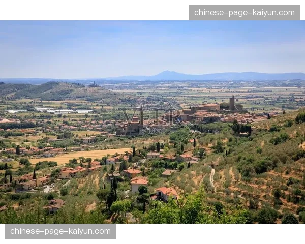 托斯卡纳德比再现：佛罗伦萨与比萨的降级区生死对决