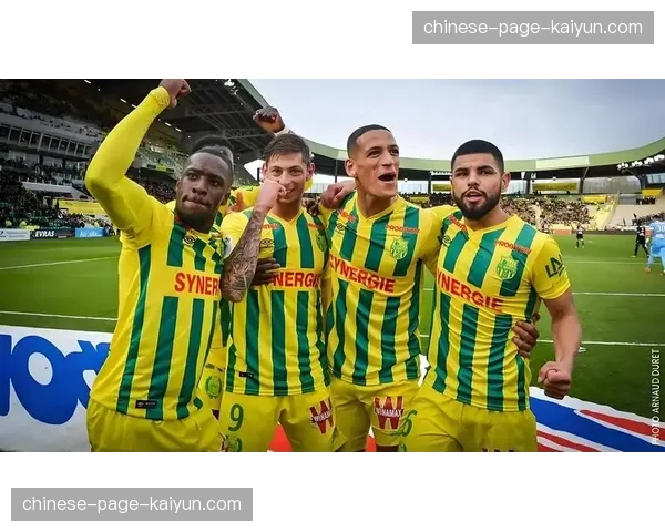 克莱蒙0-0战平南特，保级关键战各取一分